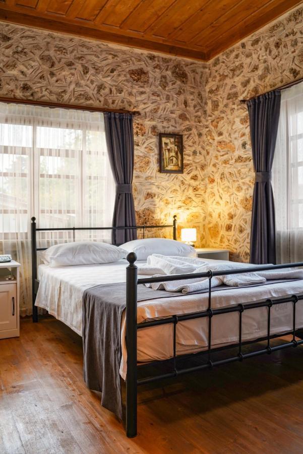 Bed and Breakfast La Casa Carina Анталія Екстер'єр фото